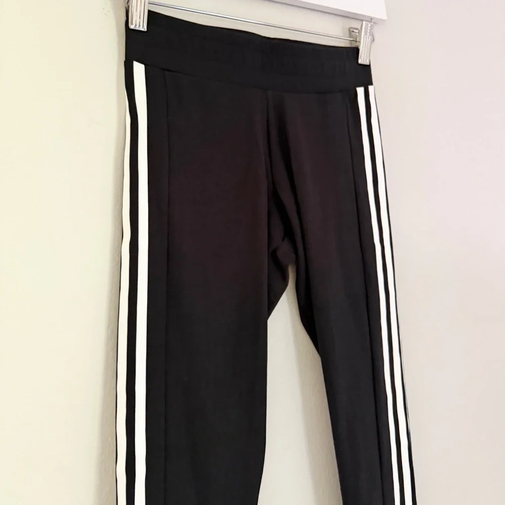 NWT adidas Aeroready Designed To Move‎ 7/8 Leggings Black White Stripes Size XS